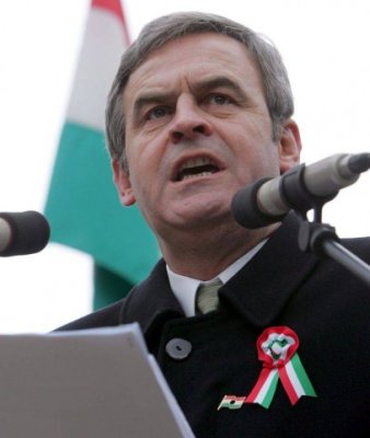 PDL: Tokes să retracteze de urgenţă declaraţiile iresponsabile şi extremiste adresate PE